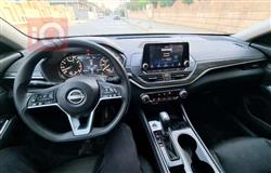 نيسان ألتيما